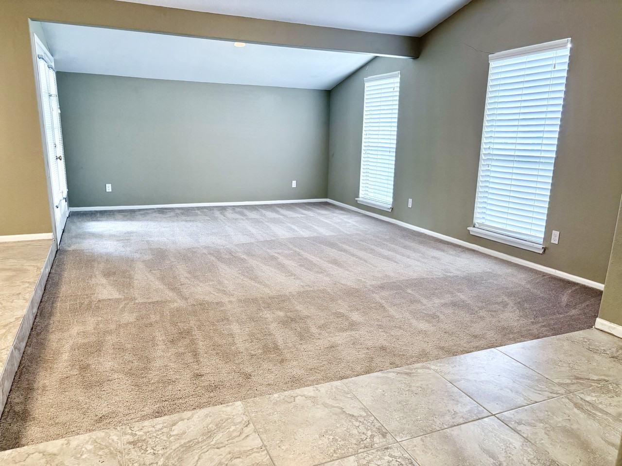 5121 Sherman Dr - Photo 2 of 23