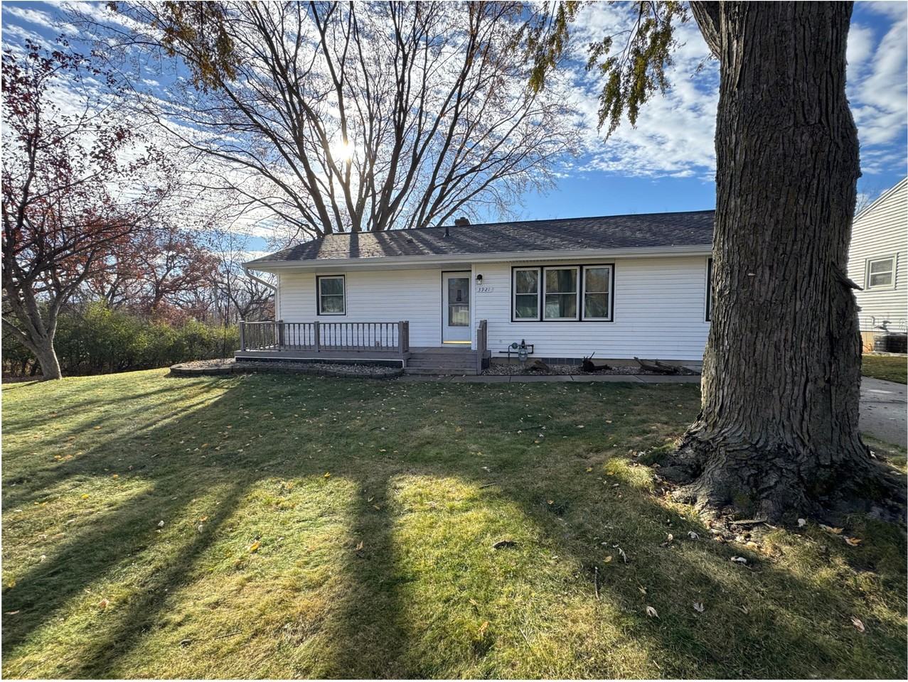 3921 Sycamore Ave #NA - Photo 3 of 31