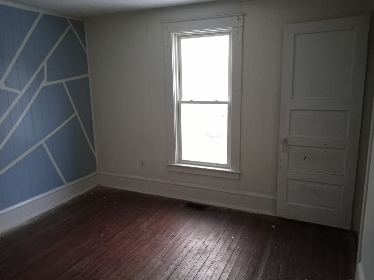 454 Sullivan St #1 - Photo 7 of 11