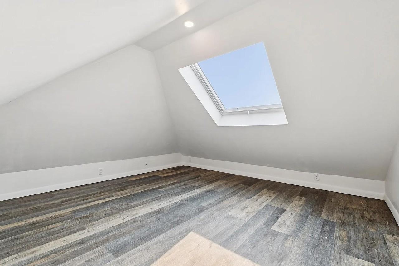 13 Atlantic St - Photo 4 of 20