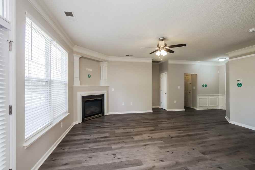 7021 Chieftain Dr - Photo 5 of 15