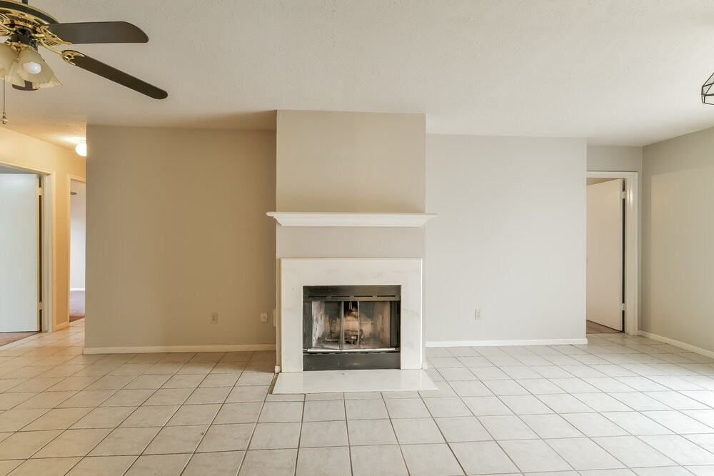 28907 Binefield St - Photo 4 of 15