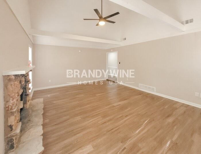 6752 Seven Valley Dr - Photo 7 of 32