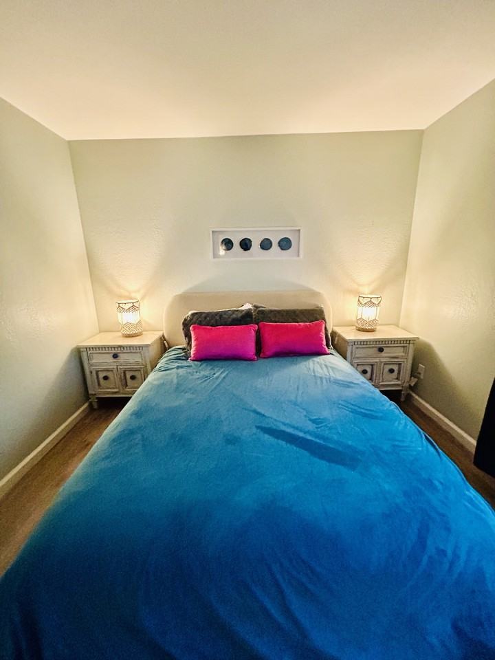 1169 N. Escondido Blvd. - Photo 4 of 19