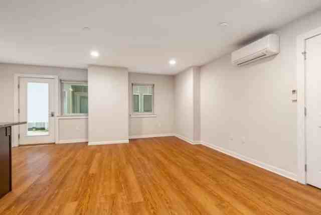 1221 Mount Vernon Street #101 - Photo 3 of 9