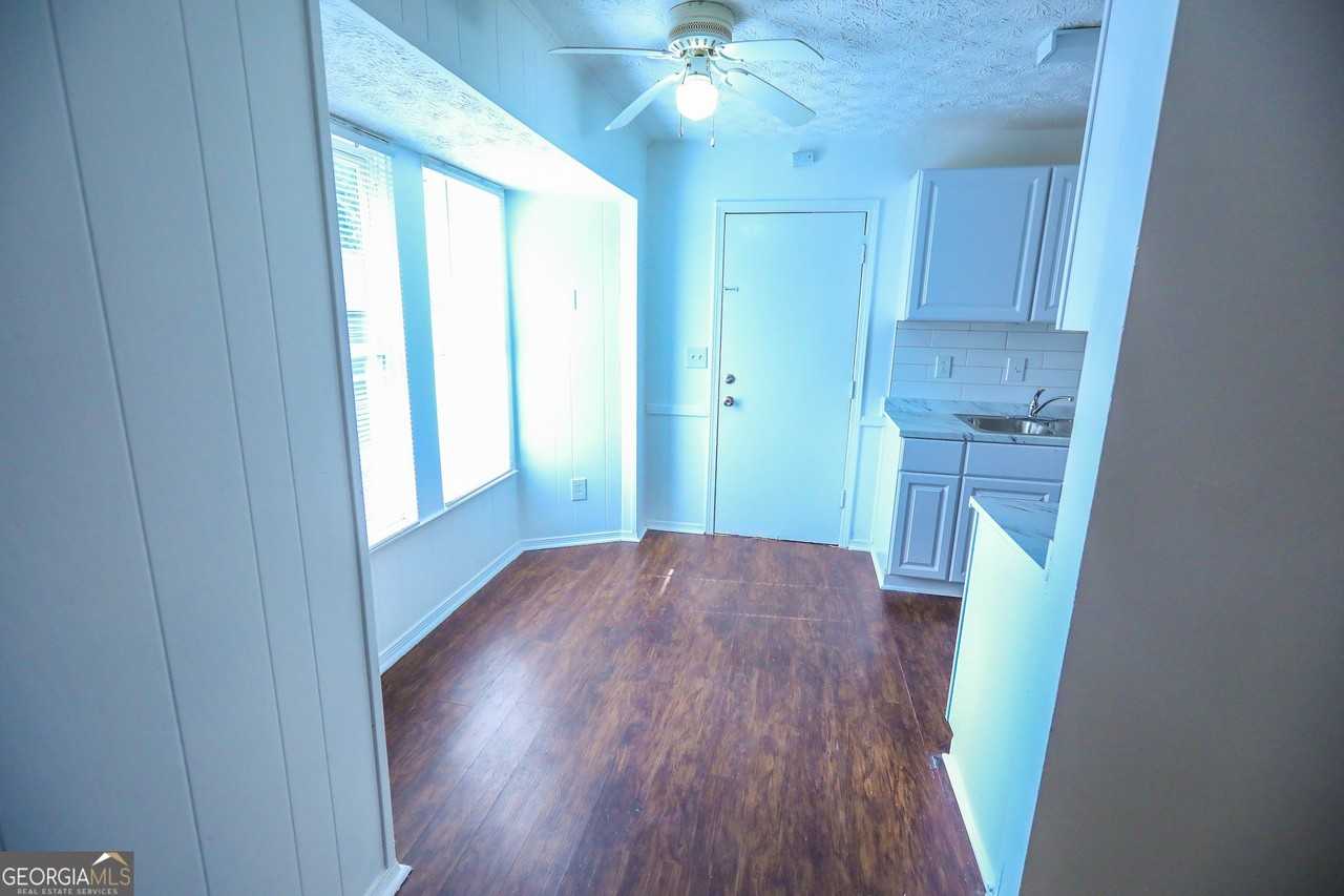 1967 Singer Way - Photo 5 of 25