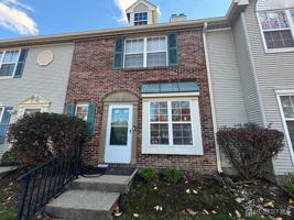 featured image of 34 Colleen Ct