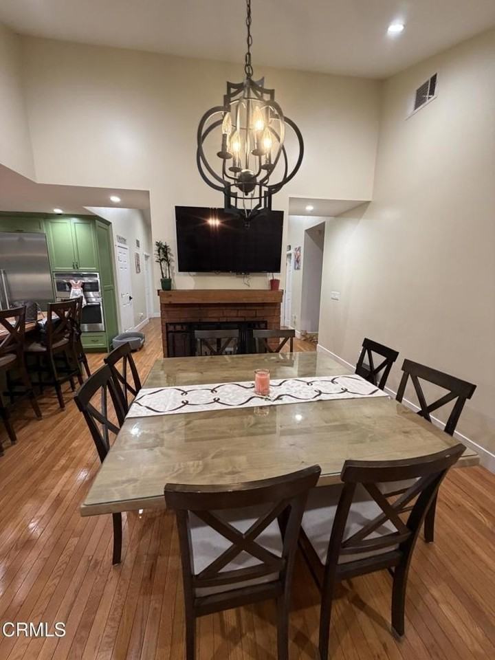 4703 Oakwood Ave - Photo 6 of 23