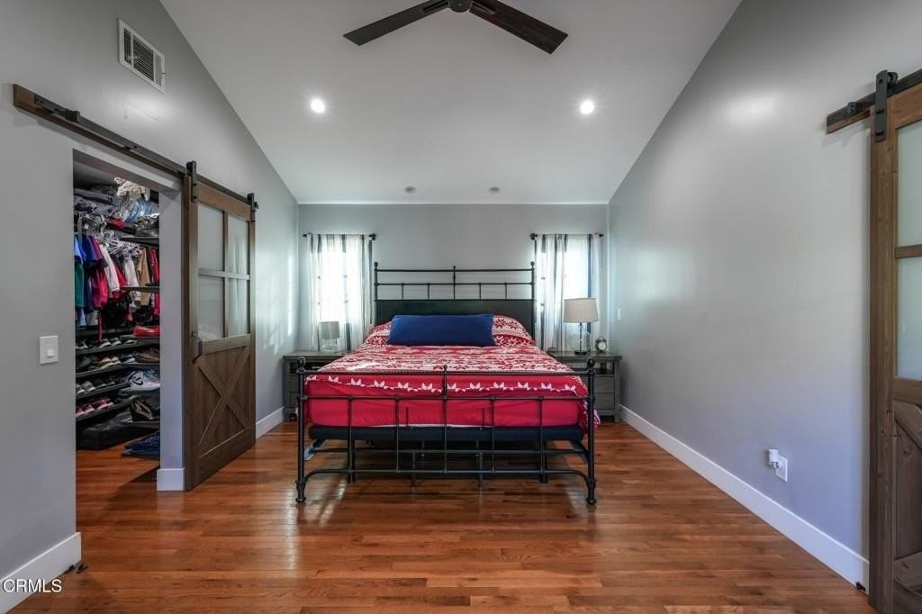 4703 Oakwood Ave - Photo 7 of 23