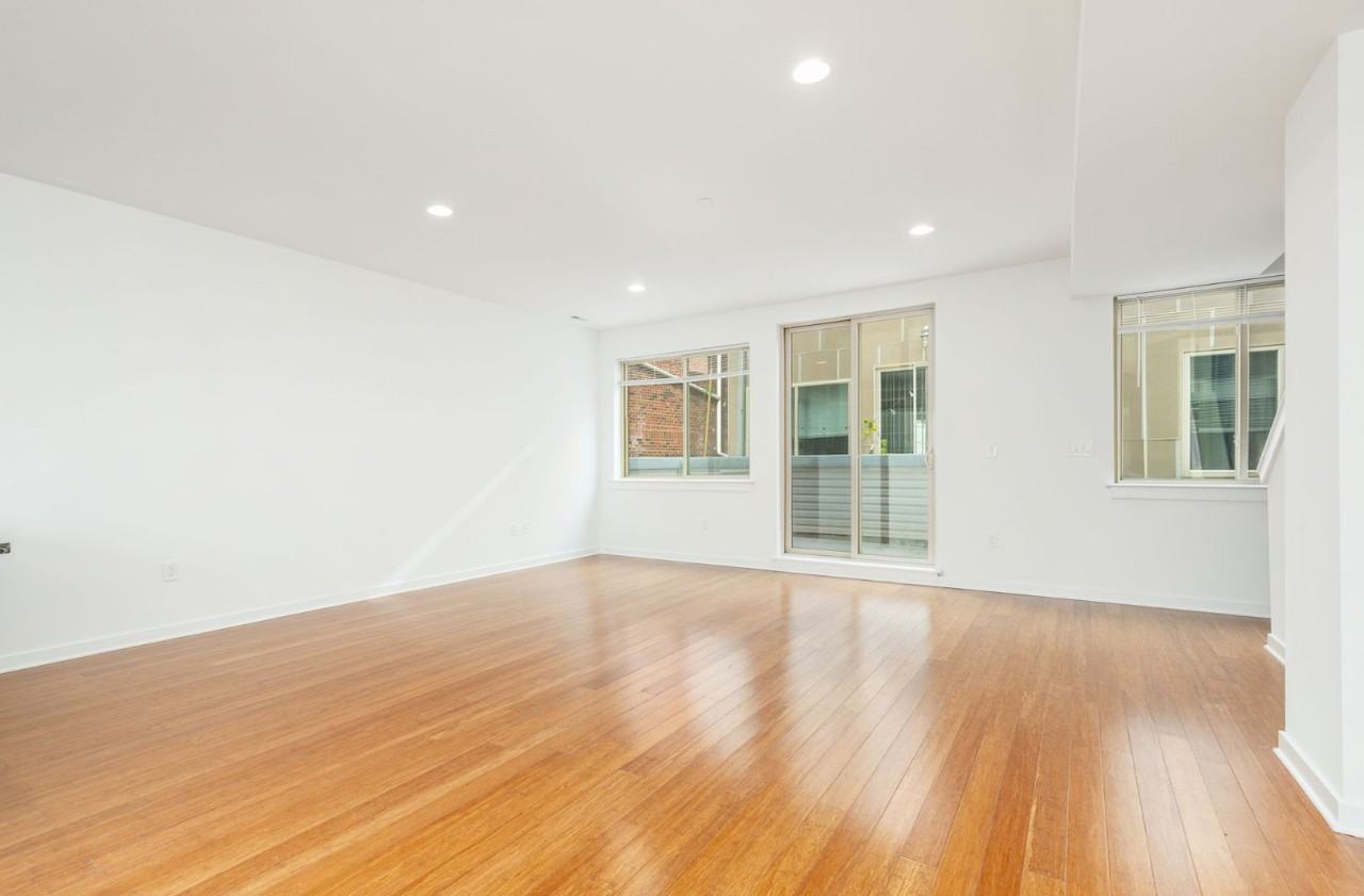 1221 Mount Vernon Street #210 - Photo 4 of 13