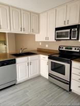 3253 Sw Sunset Trace Cir - Photo 1 of 1