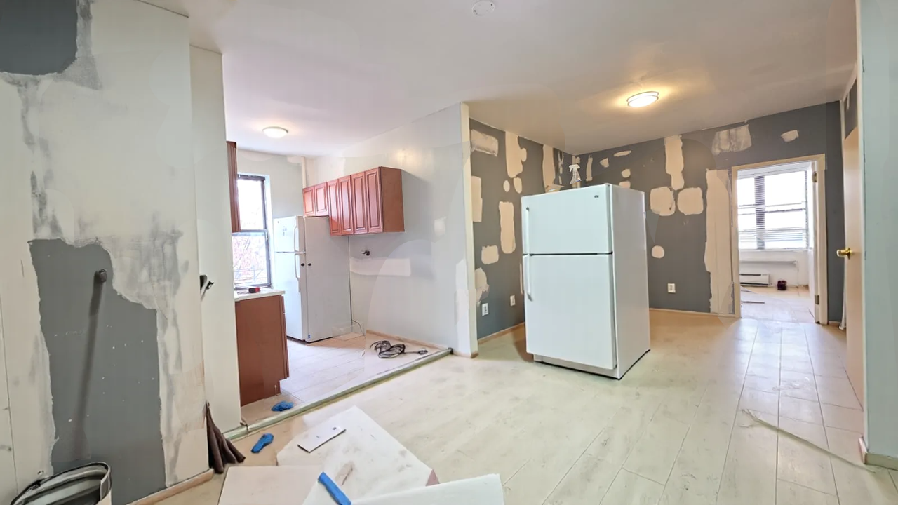 3000 Avenue K #2F - Photo 2 of 6