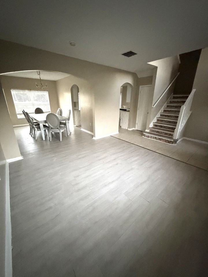 620 Elbridge Dr #1 - Photo 7 of 30