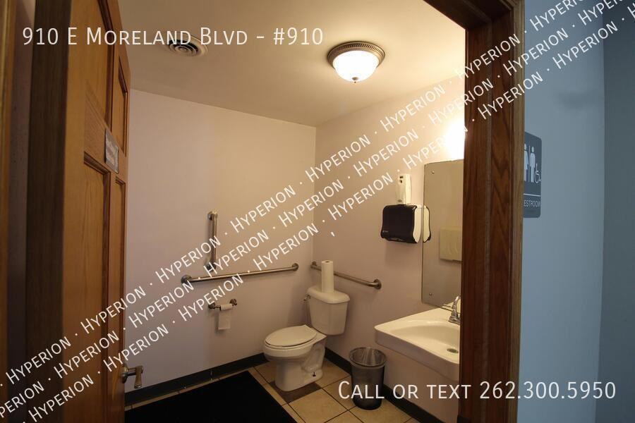 910 E Moreland Blvd #910 - Photo 5 of 10