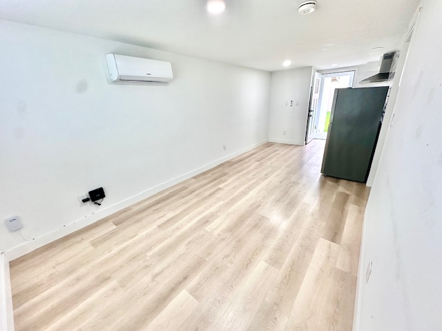 743 Kearney St #A - Photo 2 of 6