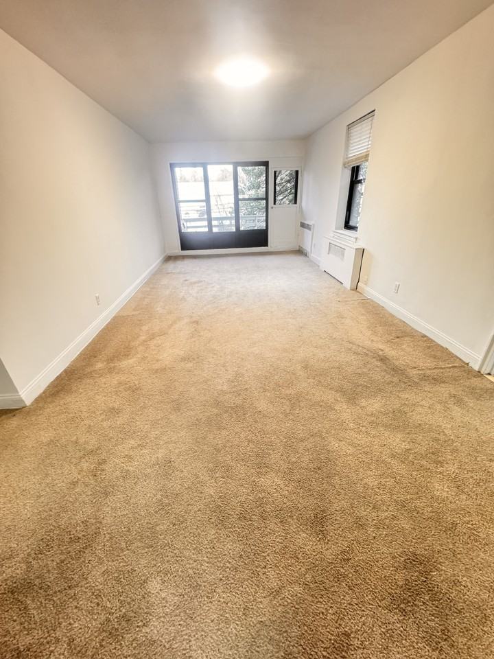 16 Stoner Avenue #2G - Photo 4 of 12