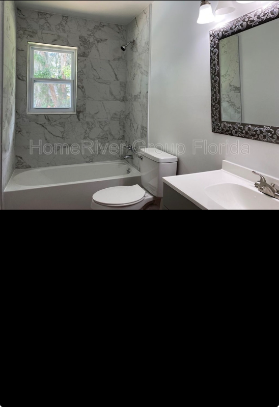 3421 Sw 26th Pl - Photo 2 of 12