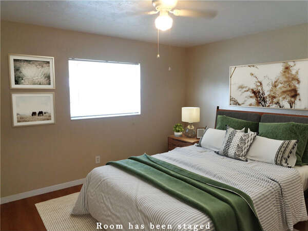 6806 Mathers Ln - Photo 4 of 11