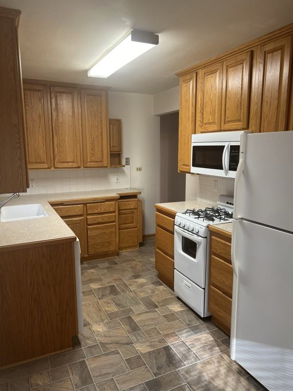 1408 N 24th St - Photo 2 of 15