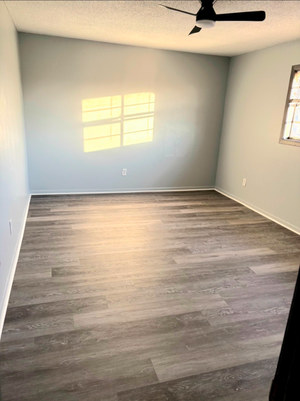 3613 Euclid St #201 - Photo 5 of 9