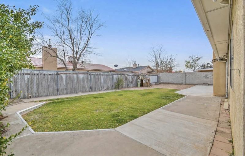 856 Lancelot St Sw - Photo 6 of 27