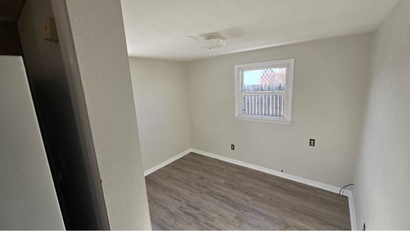 1920 Pickle Rd - Photo 7 of 12