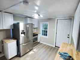 featured image of 102 Truman St