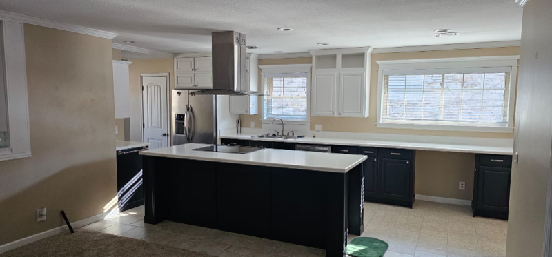 1223 Guinn Ln - Photo 2 of 38