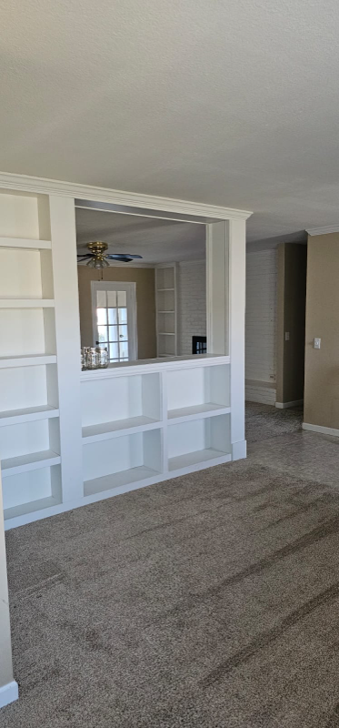 1223 Guinn Ln - Photo 5 of 38