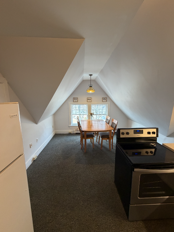 52 Cedar St #3 - Photo 3 of 10