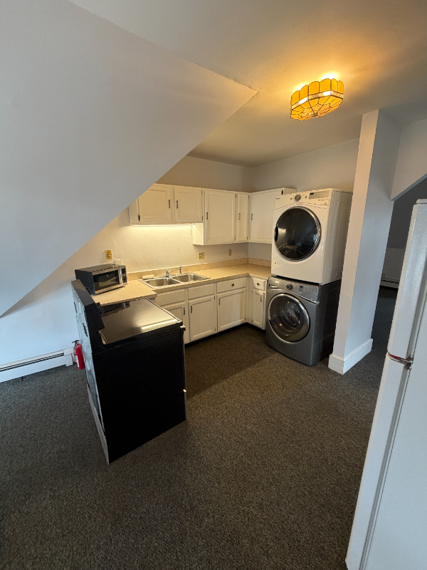 52 Cedar St #3 - Photo 4 of 10