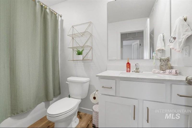 3225 E Mossy Rock Ct - Photo 4 of 15