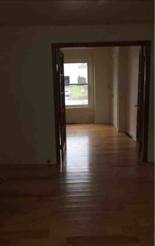 154 N Seminary St #3 - Photo 2 of 5