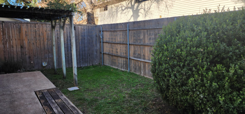 705 Intrepid Dr - Photo 3 of 18