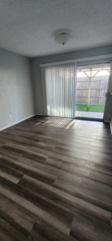 705 Intrepid Dr - Photo 7 of 18