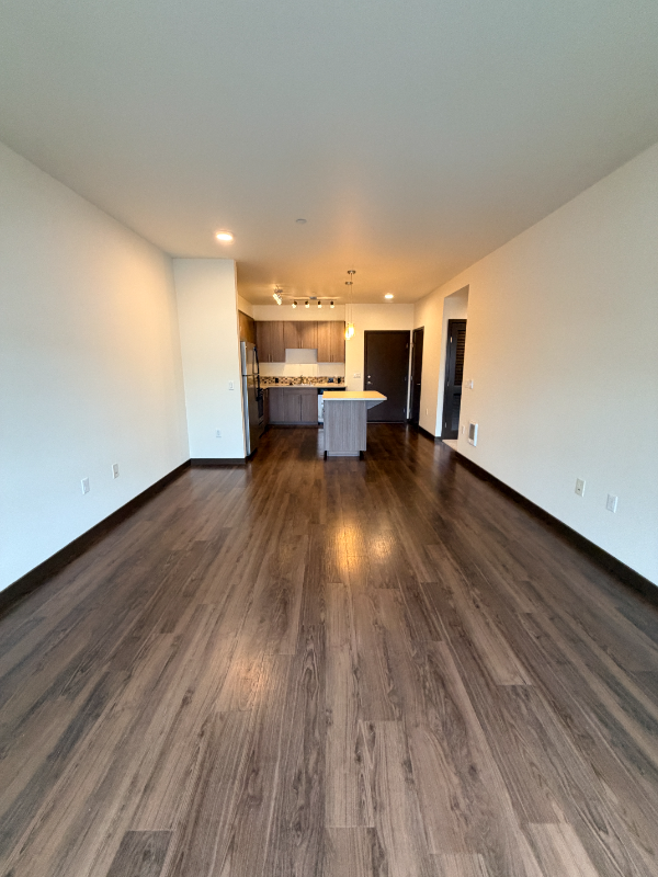 580 8th Ave Ne #313 - Photo 6 of 20