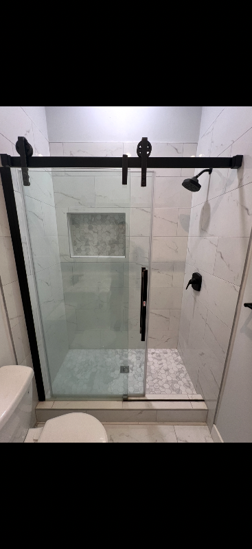 8456 Darby Ave - Photo 5 of 10