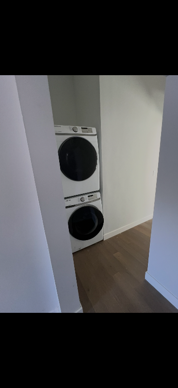 8456 Darby Ave - Photo 6 of 10