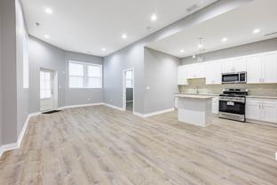 2800 S Saint Louis Ave #1F - Photo 1 of 1