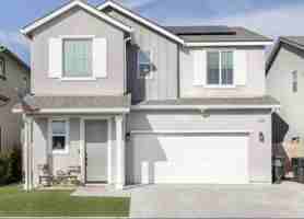 featured image of 1030 W Prescott Ave