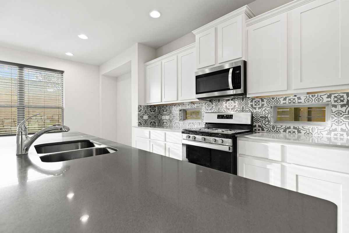 3651 Sandy Brook Dr - Photo 7 of 33