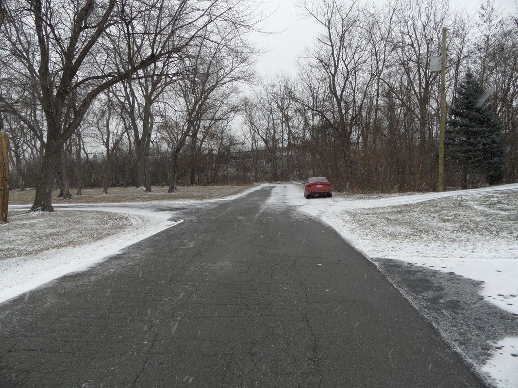 921 Onondaga St - Photo 2 of 43