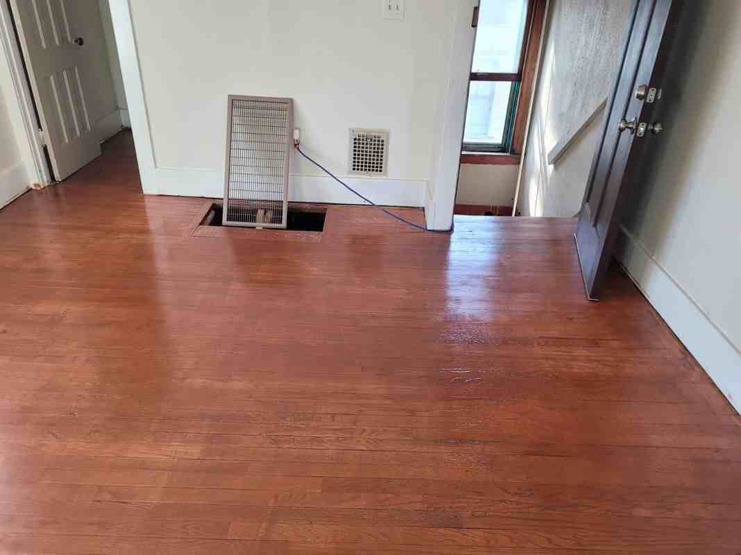 222 Davis St - Photo 3 of 12