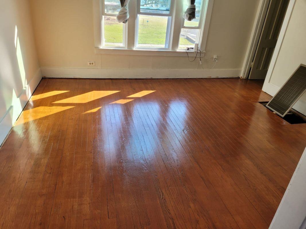 222 Davis St - Photo 5 of 12