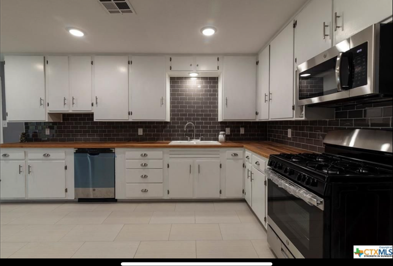 1114 Nix Rd - Photo 4 of 16