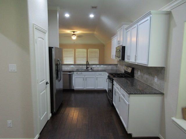 3902 Quiet Pines Ct - Photo 4 of 8