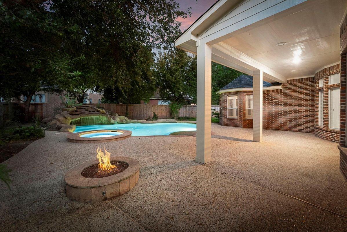 6 Hithervale Ct - Photo 6 of 45