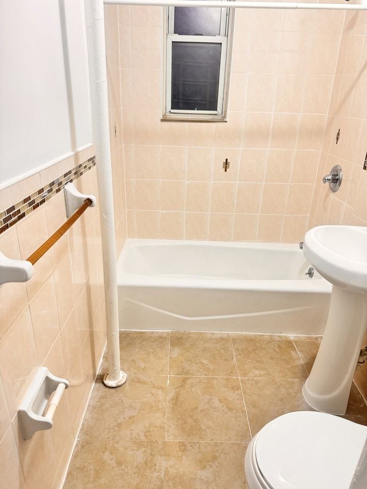 78-11 138th Street #2FL - Photo 6 of 7