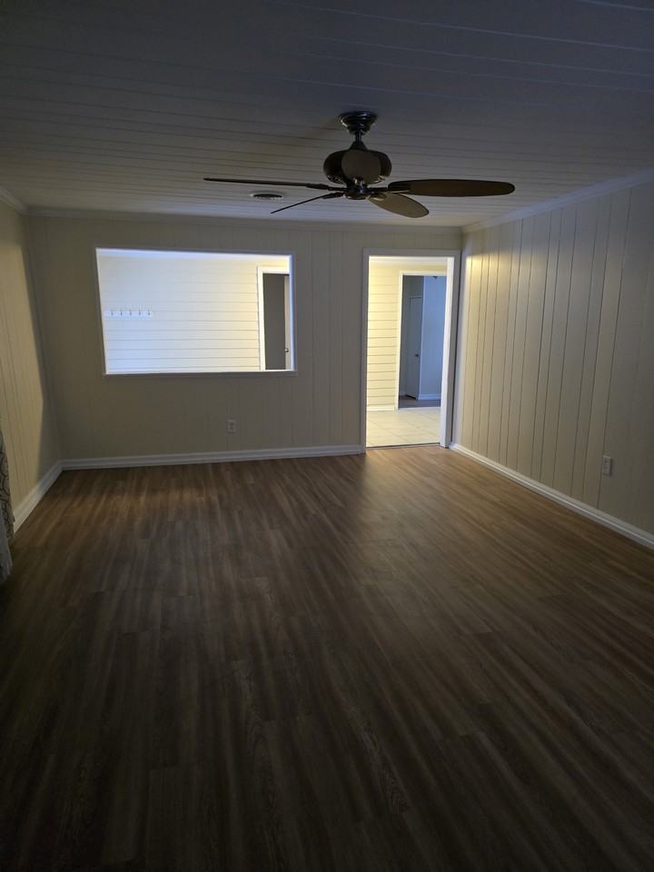 4435 Clifford Rd #NA - Photo 6 of 20