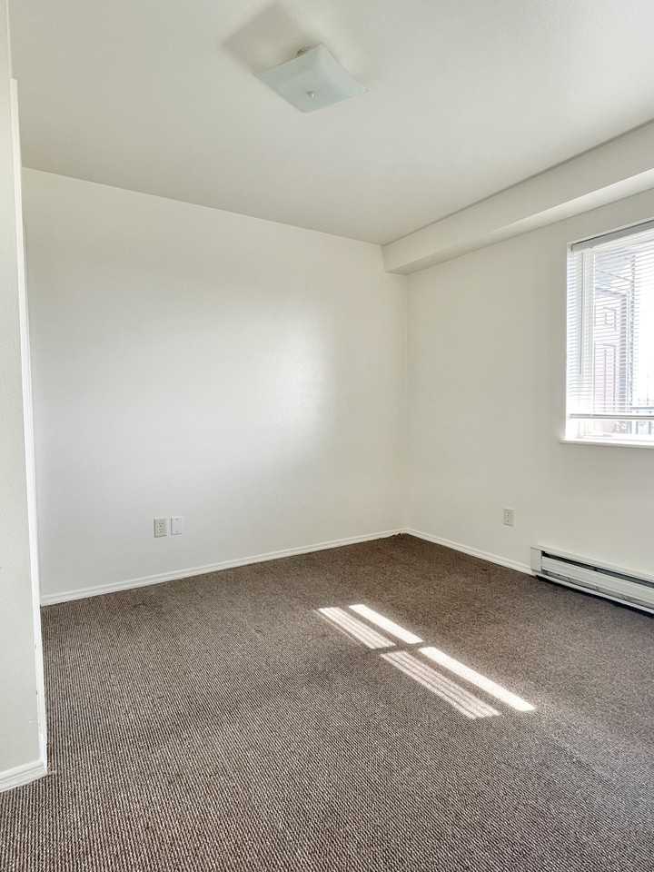 19601 Frontage Rd #32 - Photo 3 of 6